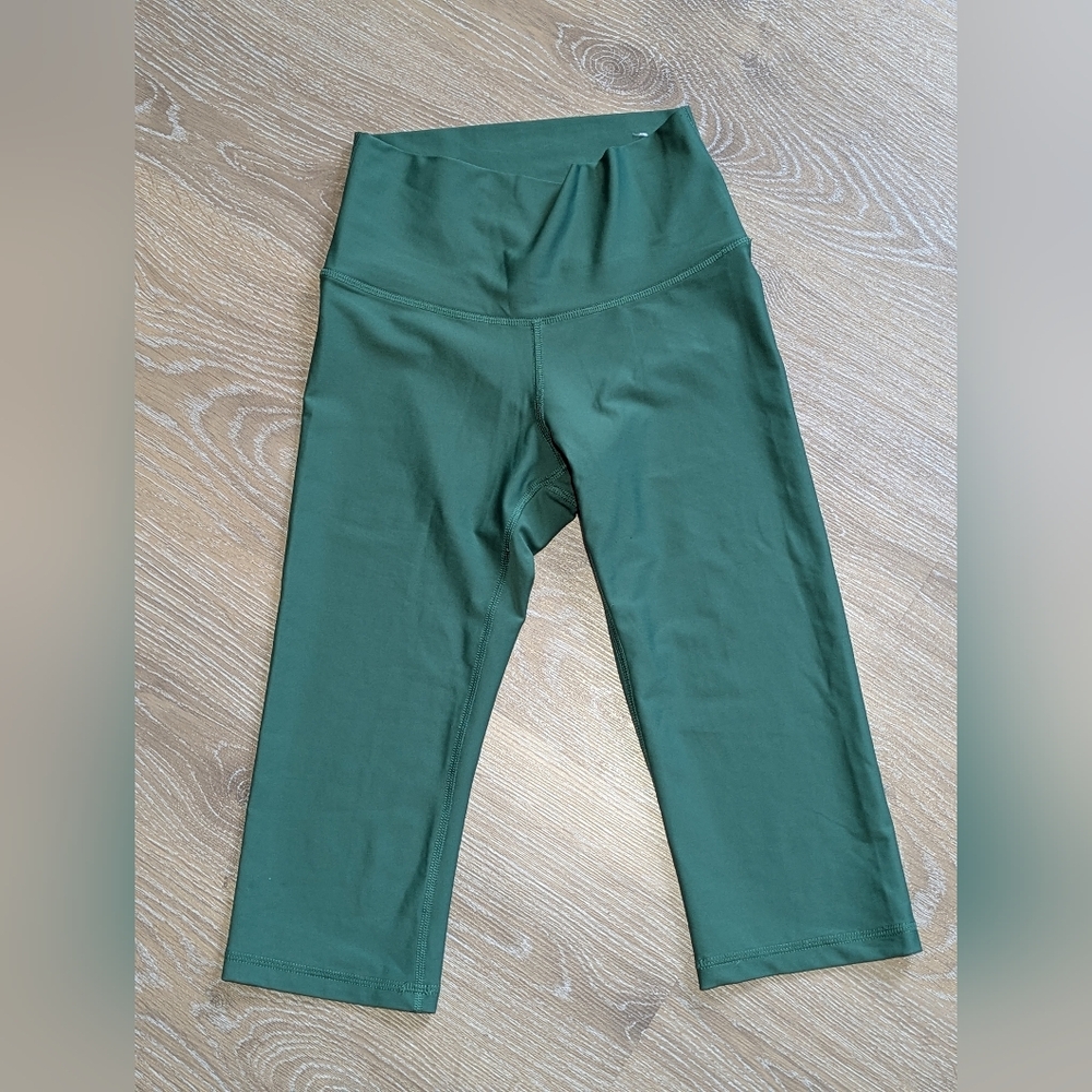Old‎ Navy Active High-Waisted PowerSoft Capri Leggings Women's XS